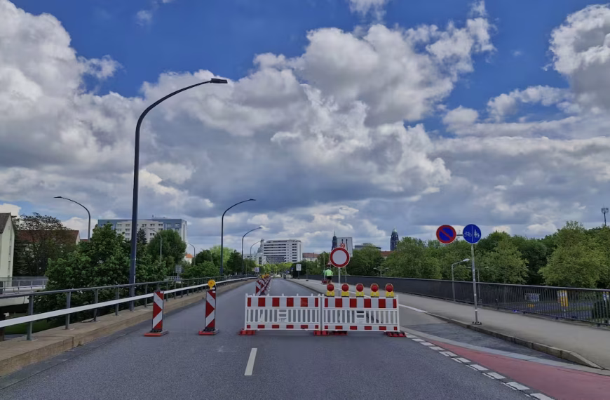 Verkehrseinschränkungen an der Budapester Brücke Dresden